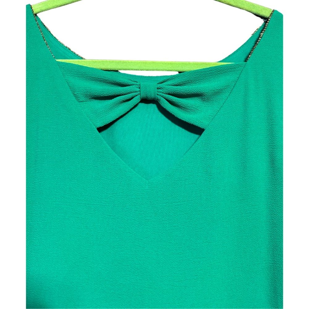 Jessica Simpson Bow-Back Flutter-Sleeve Dress in size 4 - Picture 4 of 10